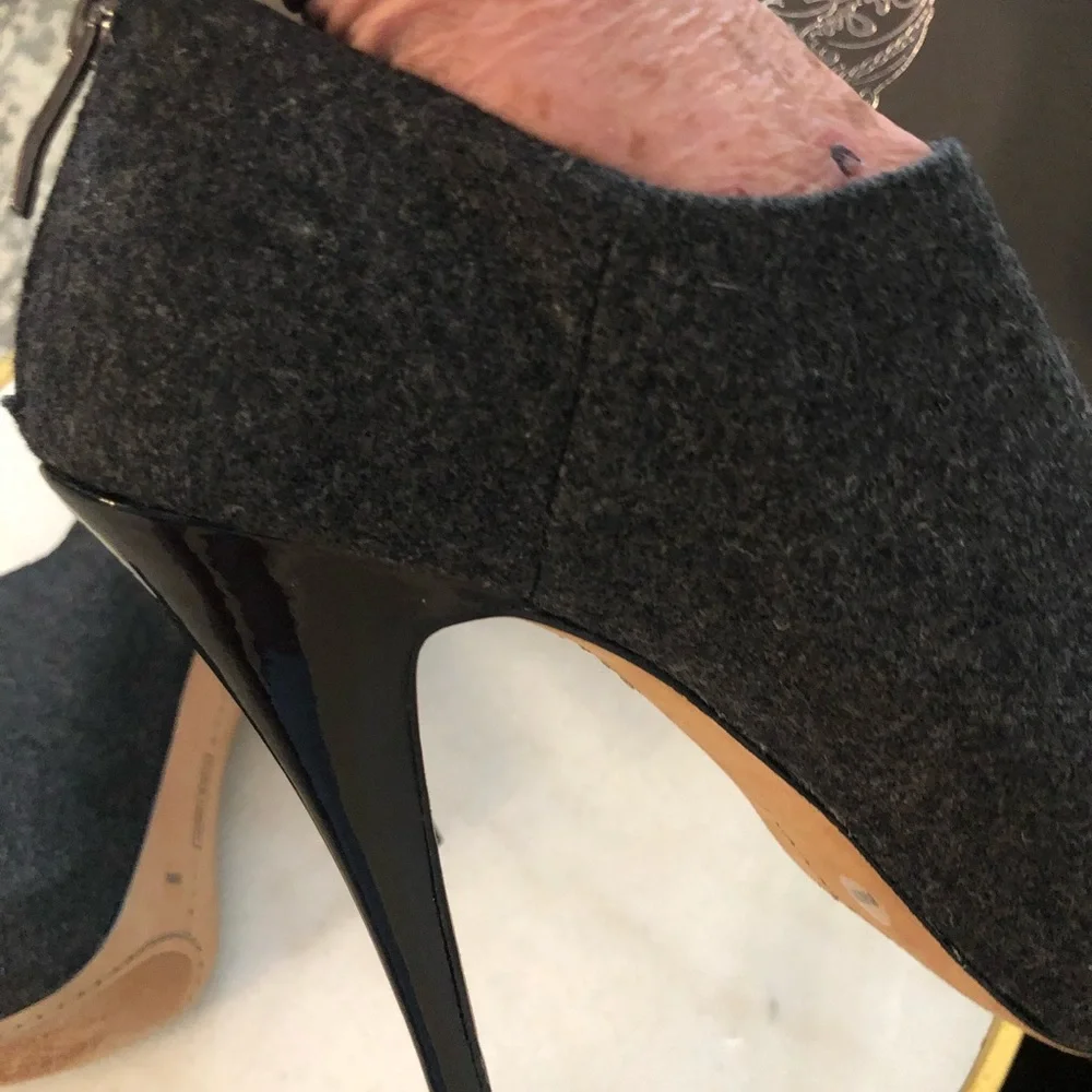 - Vince Camuto Heels HOST PICK 7-11-21 HP 2X - Picture 14 of 15